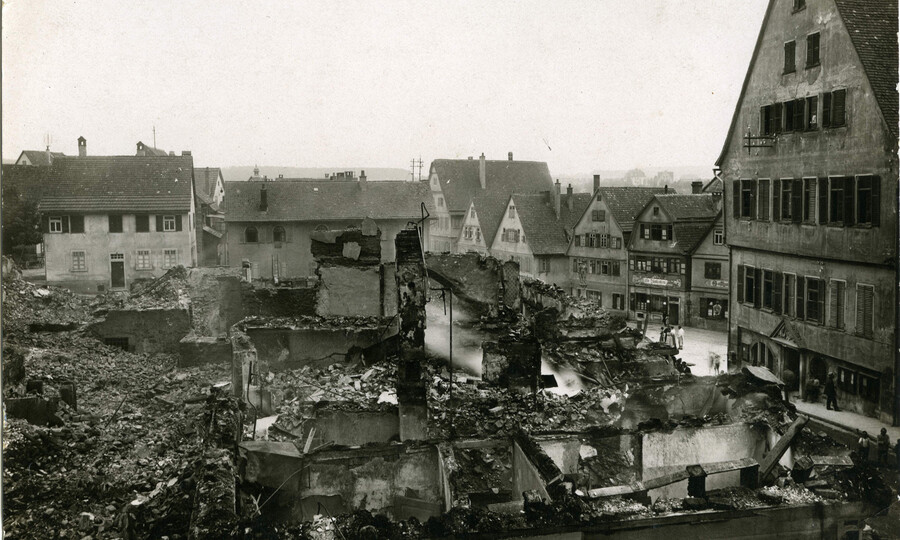 Öffentliche Glanzpunkte-Stadtführung :  "Burgen, Schlösser, Untertanen - Schutz und Schirm in der Alten Stadt"